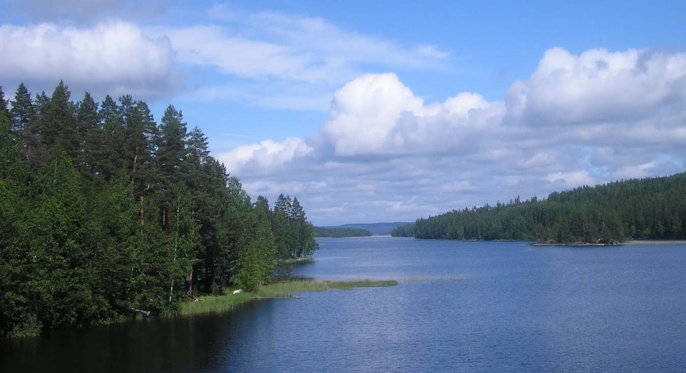 lago della Karelia del sud in finlandia