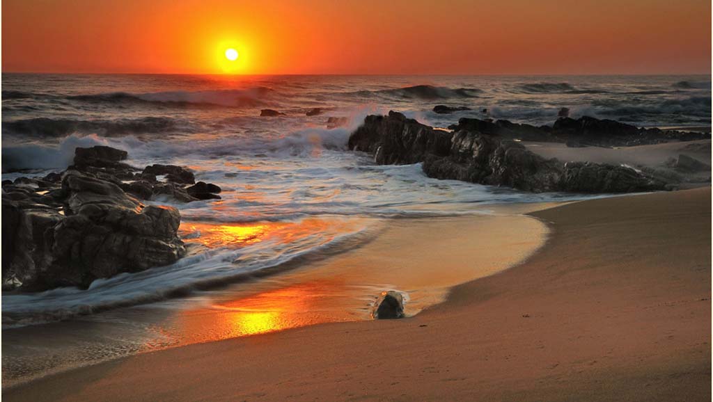 la spiaggia di umdloti al tramonto