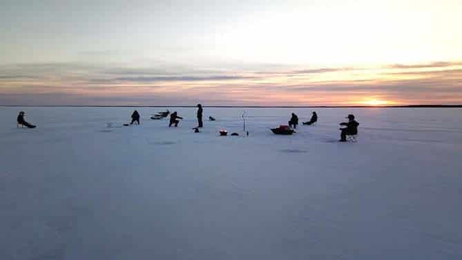 ice fishing nallikari oulu finland